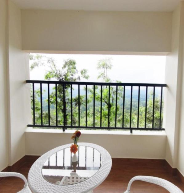 Coorg Cliffs Resorts Ammatti Bagian luar foto
